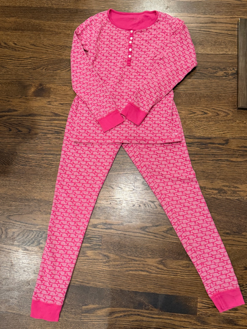 Vineyard Vines Whale Print Pajama Set – Pink | 2-Piece PJ Set | XS